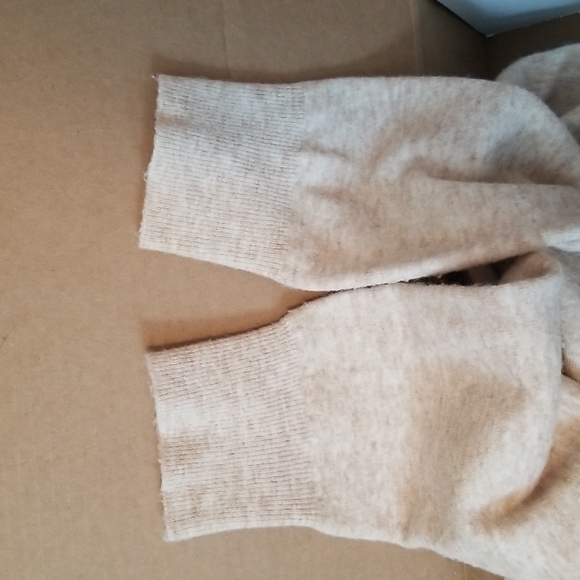 🎉HP🎉 Jenni Kayne Marina Pullover Sweater XS Oatmeal Tan Oversized EUC - Picture 11 of 13